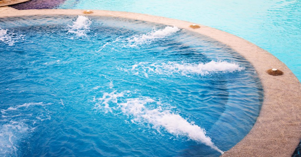 sanitiser spa clean deep clean diy home diy tips water pool winter chlorine bromine