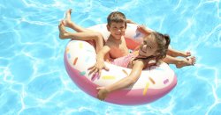 kids pool activities fun silly backyard entertaining family parents parenting holidays